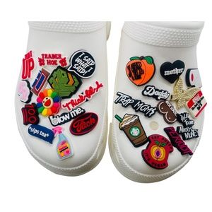 25 PCS ADULT CROC CHARMS